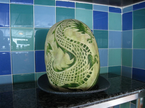 KenhSinhVien-amazing-watermelon-carvings-640-27.jpg