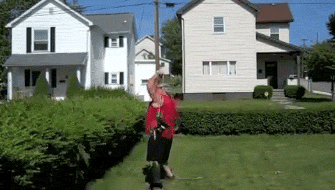 KenhSinhVien-chainsaw.gif