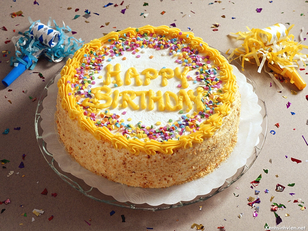 KenhSinhVien-birthday-cake-1024.jpg