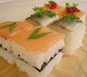 643270-pressed-sushi-pieces.jpg
