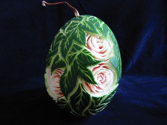 amazing-watermelon-carvings-640-12-15780-2351.jpg