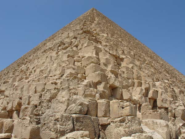 great-pyramid-of-giza-edge-832586-8109.jpg