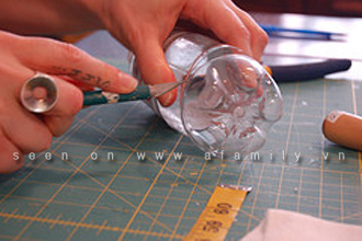 KenhSinhVien.Net-110517afamily-kt-vi-cam-tay-tu-vo-chai-nhua-1.jpg