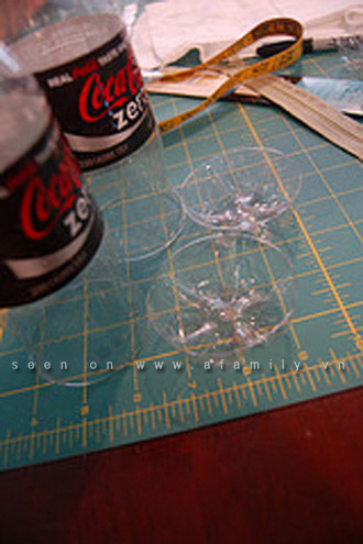 KenhSinhVien.Net-110517afamily-kt-vi-cam-tay-tu-vo-chai-nhua-2.jpg